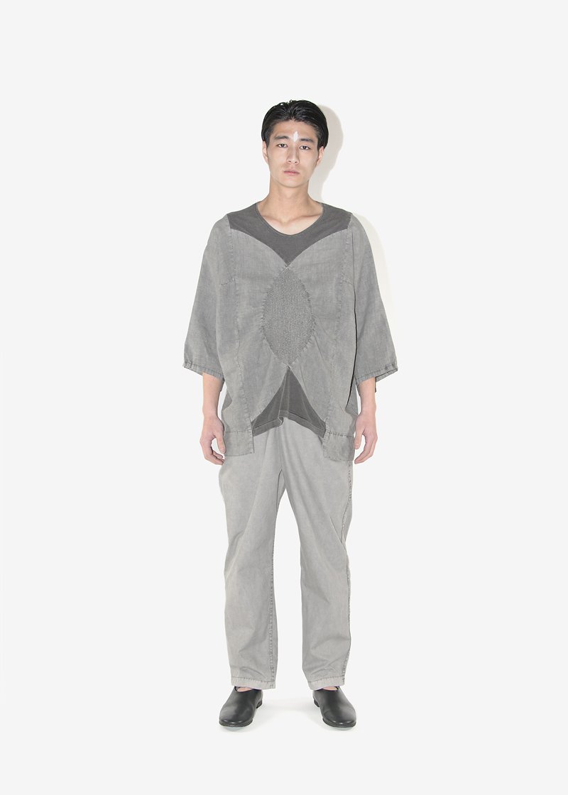 24. Geometric patterned pullover and organic cotton broad cloth wrapped pants - bengala