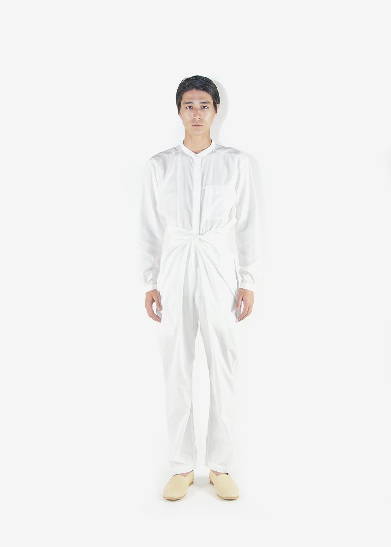 21. Organic cotton french twill shirt, organic cotton broad cloth wrapped pants, Shironameshi shoesComes in white, natural, black, beige, lac herbal dyed pink, pomegranate herbal dyed green and Ryukyu indigo.