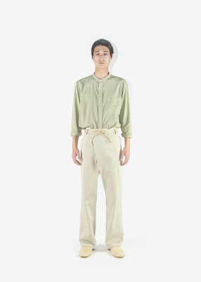 24. Organic cotton french twill shirt - pomegranate herbal dyePomegranate herbal dyed bright green. Worn with organic green cotton wrapped denim pants.