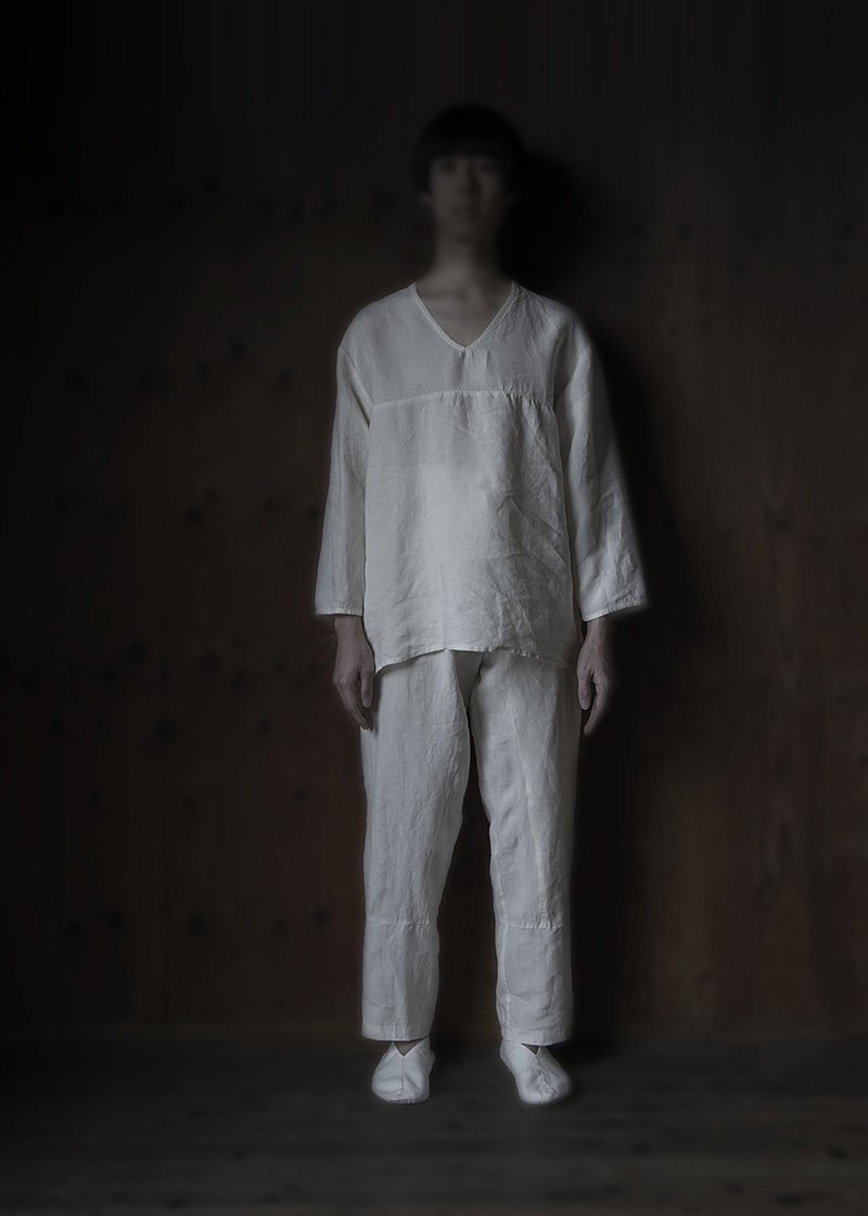 05. Organic linen pullover, organic linen pants | white, Organic linen tabi socksMade from precious organic linen. Woven slowly with a shuttle weaving machine. Comes in white, black and light gray.