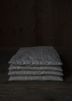 15. Washi zabutonThis handmade washi made from Tosa kozo get their light green color from the bark. The wild materials are transformed into fine washi paper. It is born only through the care of hands and the passage of time.
