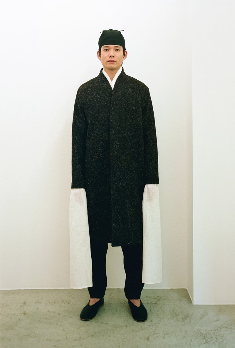 02. Melton wool coatMade of 100% pure sheep's thick melton wool. With white organic cotton lining.