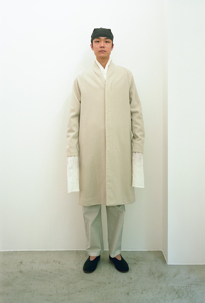 11. Herbal dyed pure woolen coatMade of 100% pure sheep's melton, areca catechu for gray.