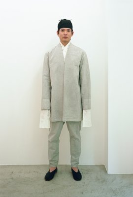 12. Sashiko embroidery haori and Monpe pantsFabric is made from organic cotton for the warp and hemp yarn blended with organic cotton woof. With hemp threads sashiko embroidery. With hemp threads sashiko embroidery. Sumi-dyed light gray.