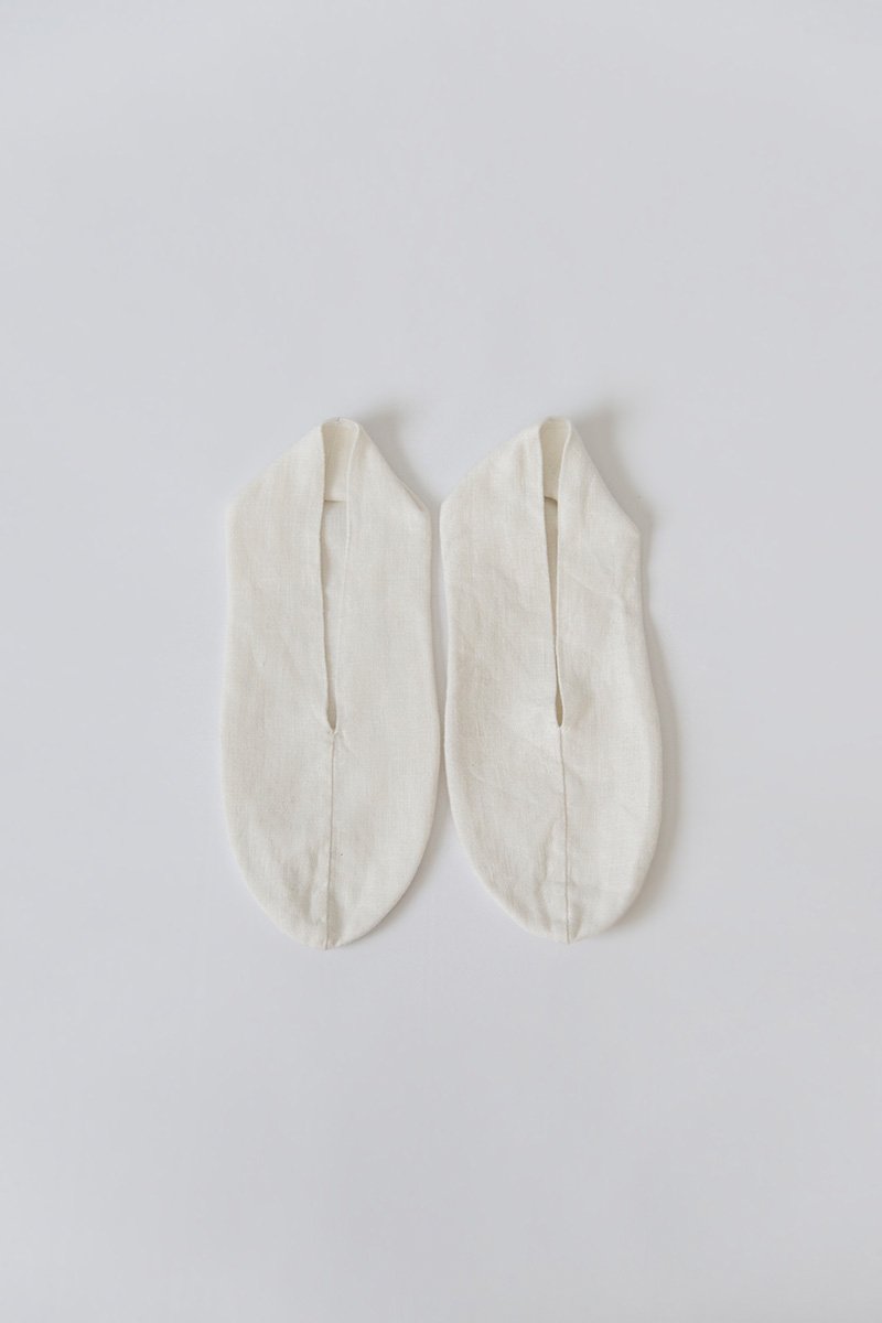 04. Organic linen tabiMade from beautiful organic linen.