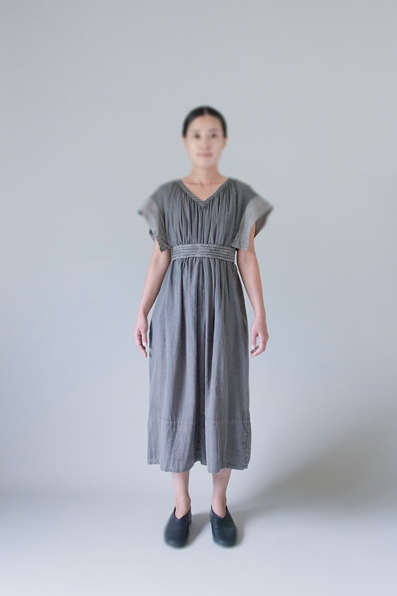 28. Organic cotton draped dressComposed of organic cotton satin, organic cotton broad and twill-weave.