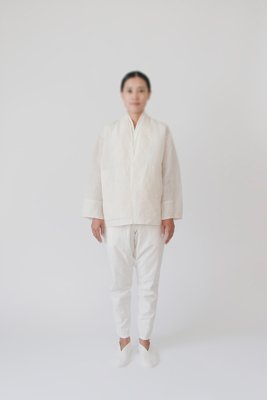 05. karamushi haori, Hand-spun cotton monpe pantsKaramushi fabric is made from the fibers of karamushi vines. The fabric is completed over many hand works by matured craftsmen.