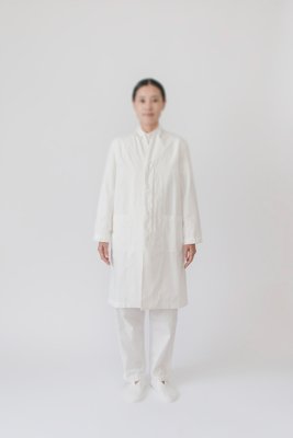 09. Organic cotton work wear coat, Organic cotton wrapped pantsMade from organic cotton broad fabric.