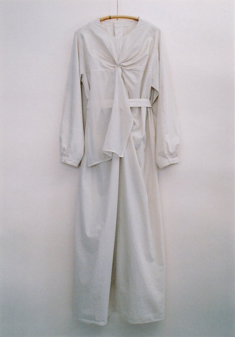 14.Silk cotton twisted dress with scarfDyed in green grape with ancient white dress.