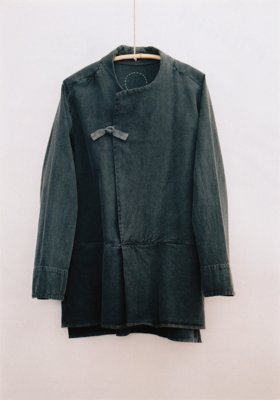 26.Sumi-dyed Khadi fork shirtThe cotton used for the shirt is hand-spun and hand-woven.