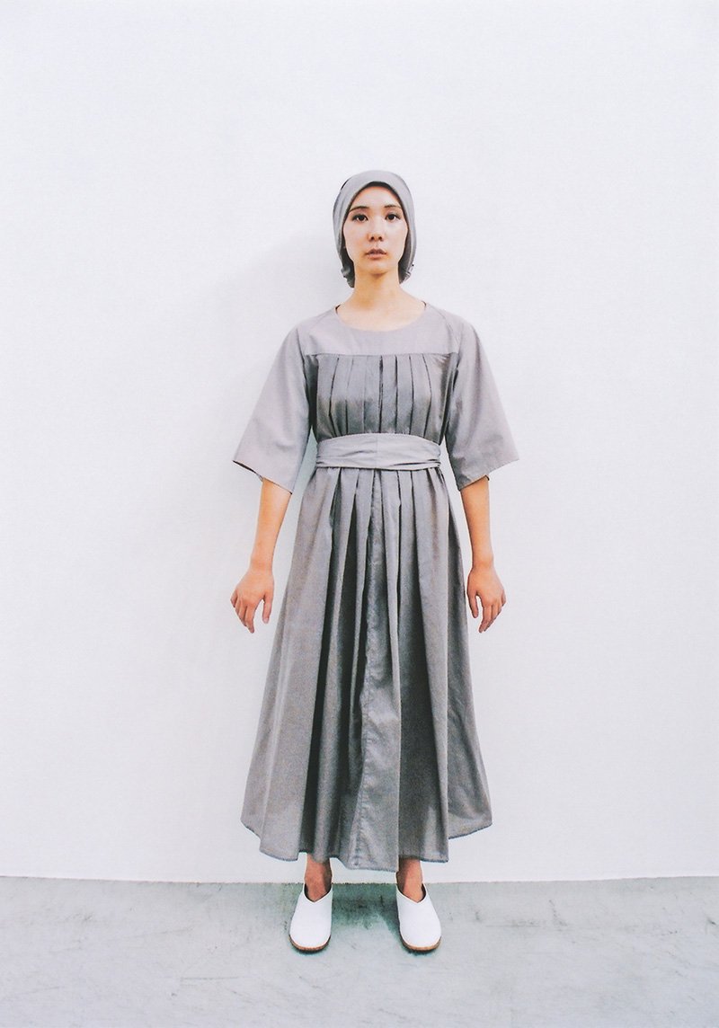 Organic cotton Lac herbal dyed amethyst front tuck dress