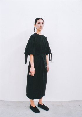 Organic cotton wrapped dress with ribbon sleeves