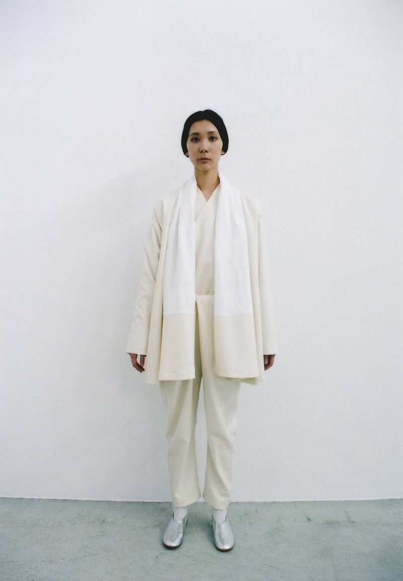 Beautiful Flannel wool haori shirt jacket, Kimono shirt and Wrapped pants, Silver dress folk shoes