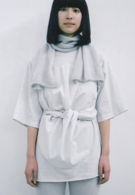 Beautiful Organic cotton light moon colored circle light t-shirt, Mohair silk knit scarf