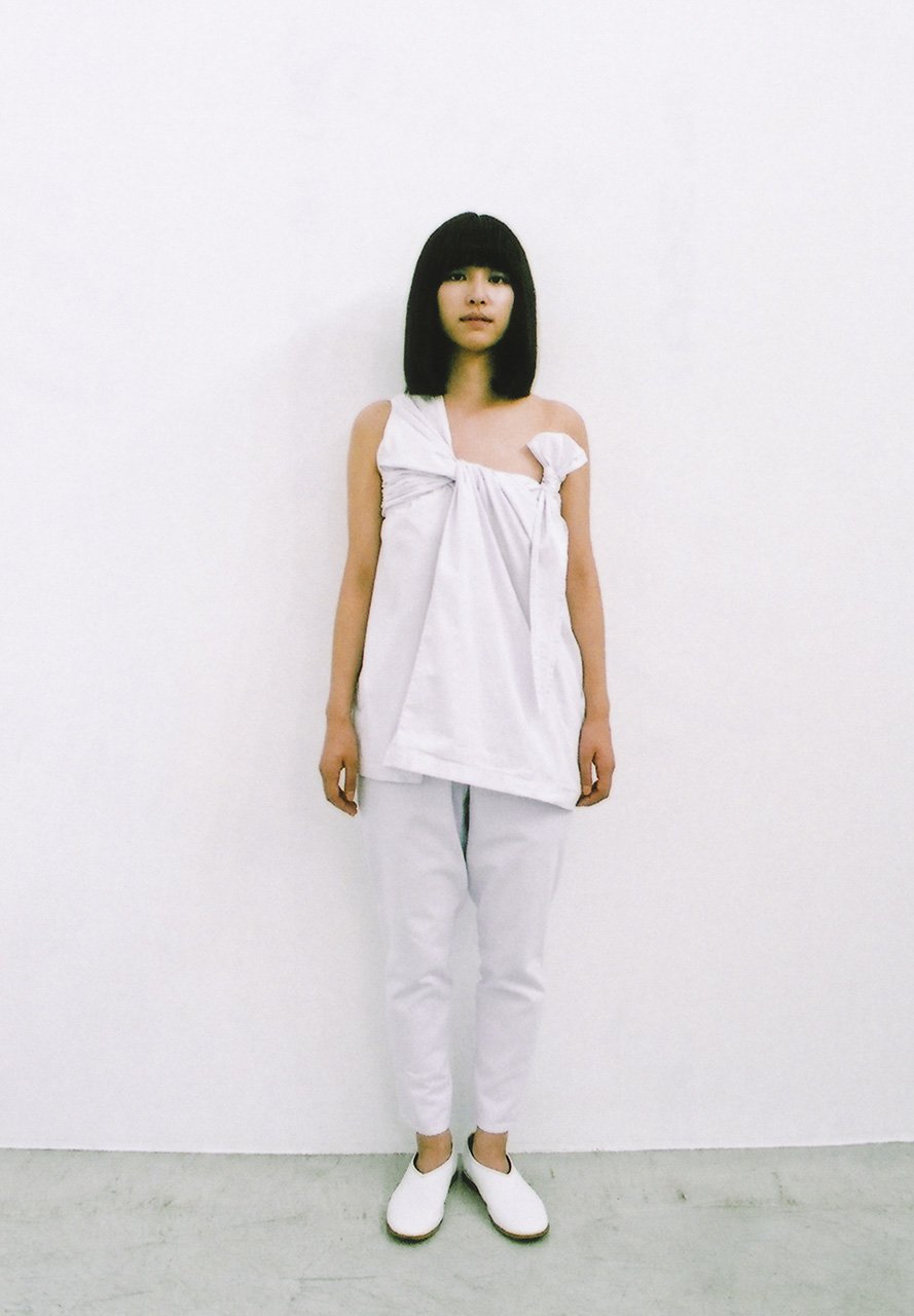 Beautiful organic cotton light violet colored one-shoulder top, Organic cotton light violet colored denim "Tattuke"