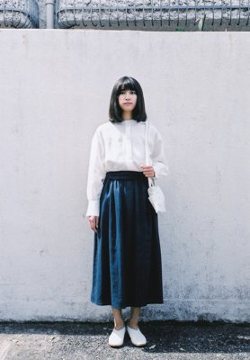 Beautiful Belgium linen european shirt, Beautiful light linen gathered skirt, Light leather white colored ribbon drawstring bag
