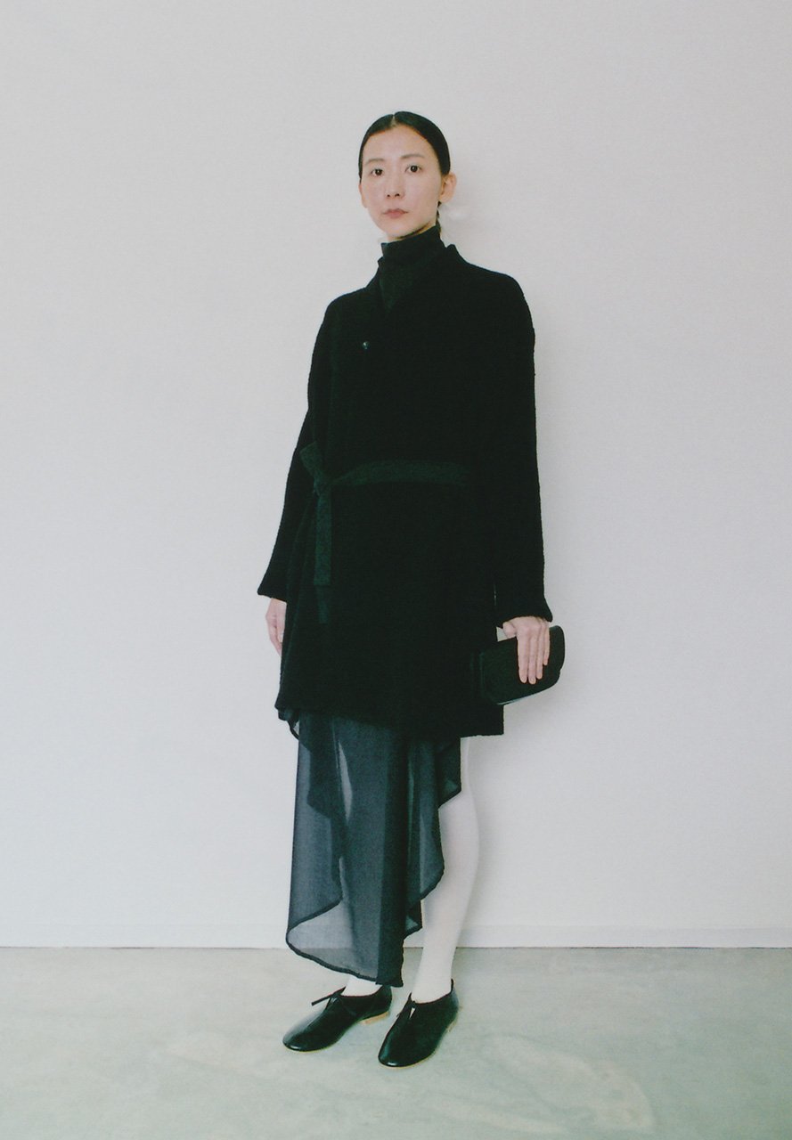 Alpaca boucle wool black colored folk haori, Cotton silk chiffon scarf shirt dress and Beautiful naturally tanned leather wallet