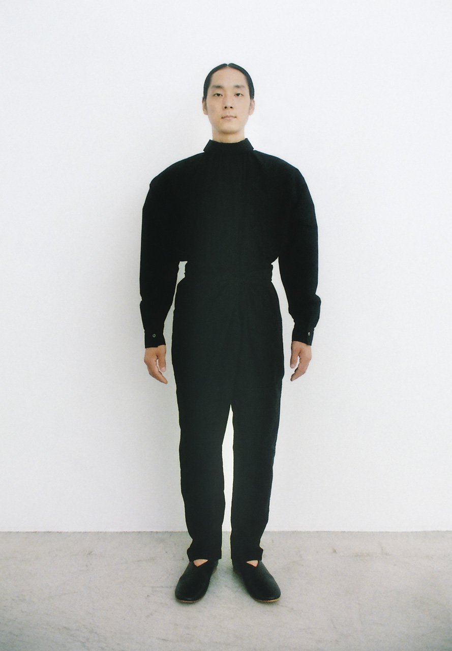 Cotton linen noragi dress shirt and wrapped slacks