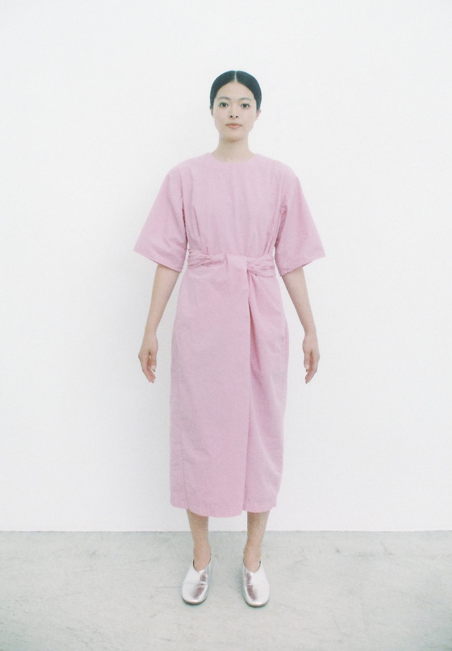 Organic cotton lotus colored short-sleeved wrapped dress
