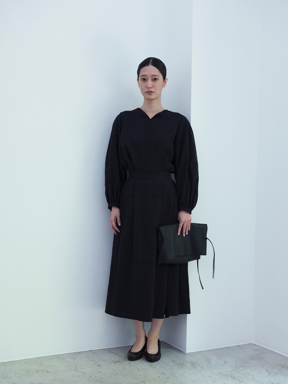 Light linen wool farmers shirt and skirt, Japanese deerskin harvest clutch bag, Deerskin “koshin” folk pumps