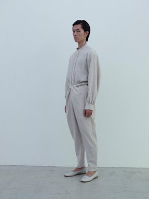 High-count linen classic shirt and slim wrapped pants, Deerskin folk shoes
