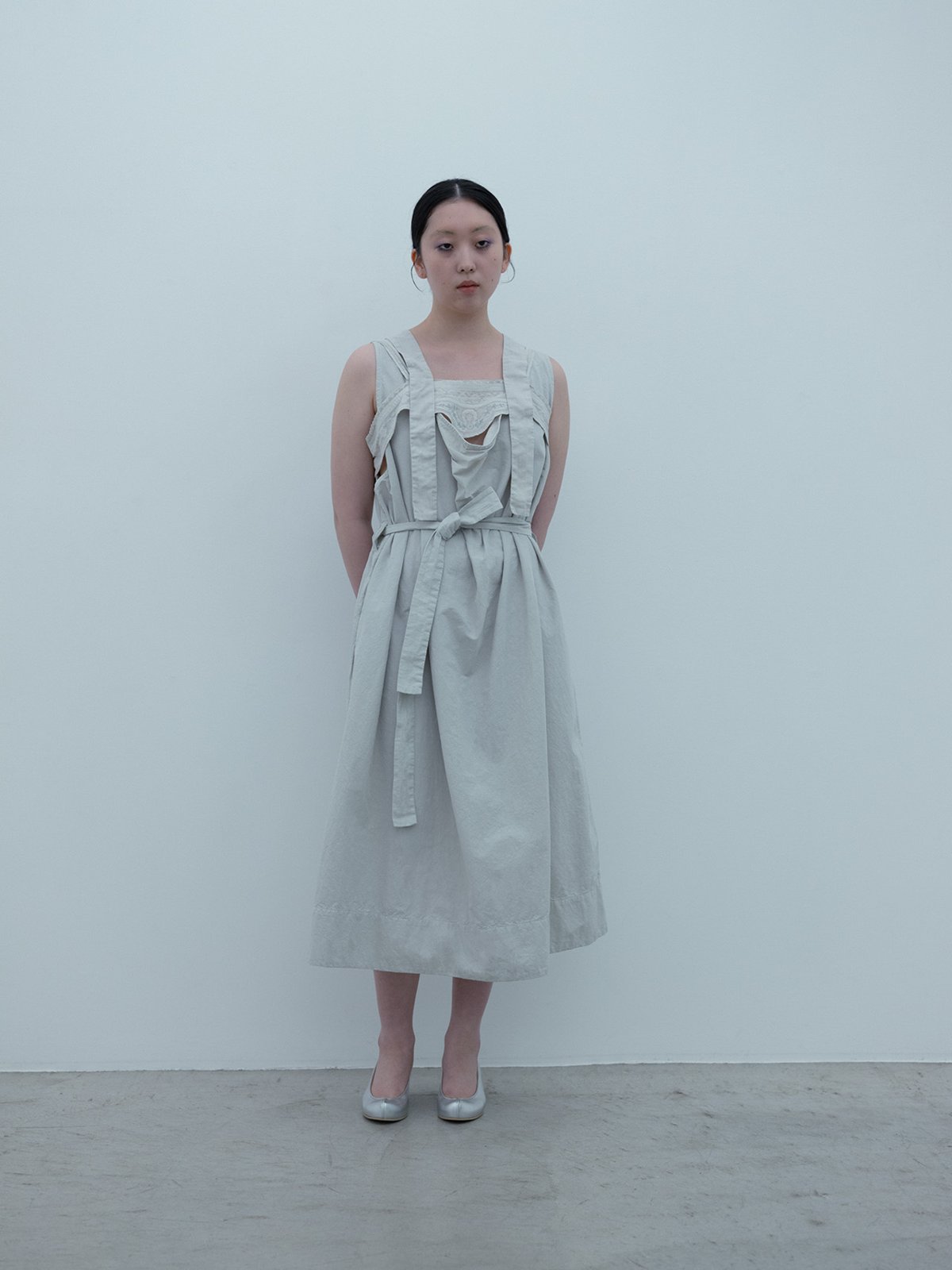 Cotton linen weather cloth silver-quartz colored big tank day dress, Tasuki