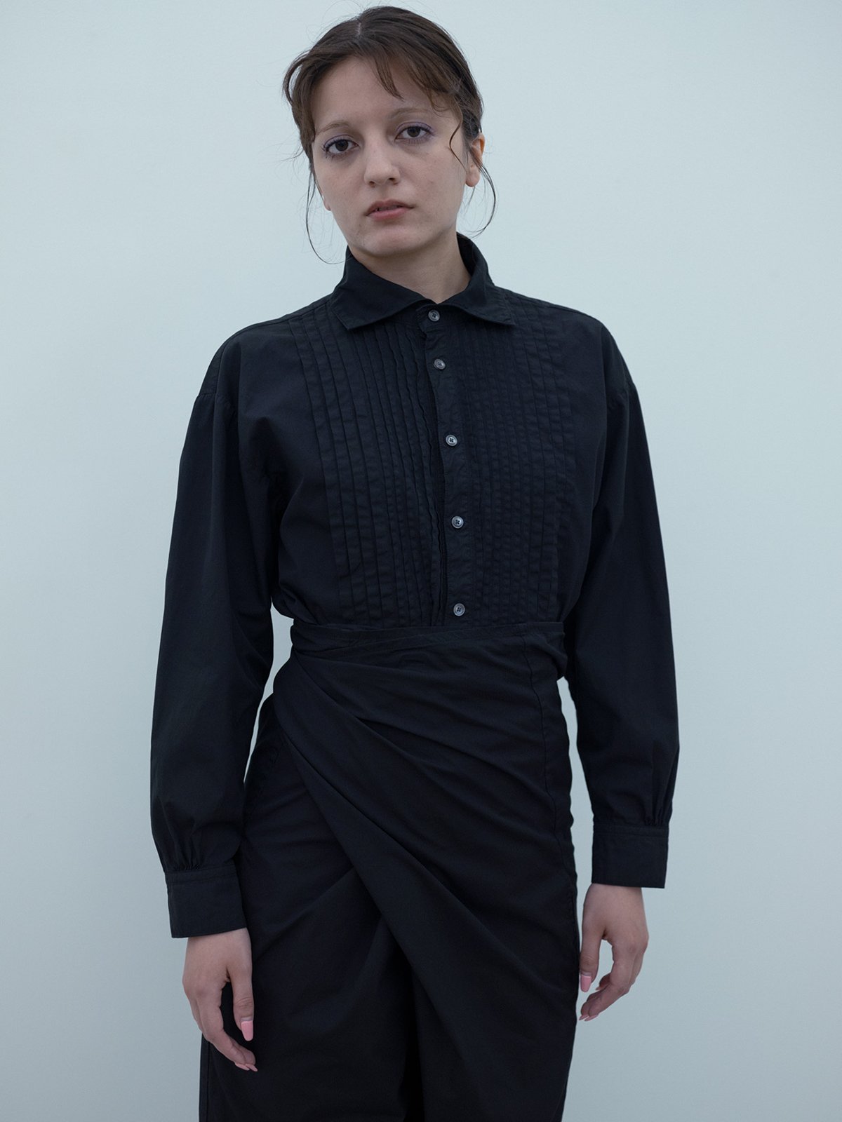 Suvin cotton broadcloth black-colored pleated shirt and wrapped pants