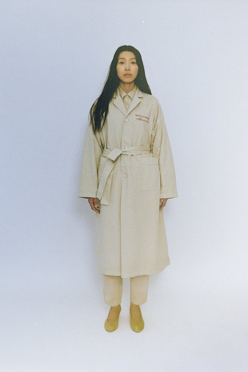 School jacket with embroidered "Mulberry field". The color of the dye is citron ash.