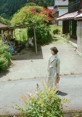 Trench haori coat, Naturally-tanned leather envelope purse