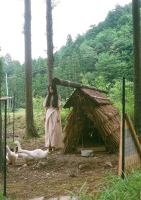 Tanguis cotton citron ash-colored circular t-shirt and European stripe combination wrapped skirt
